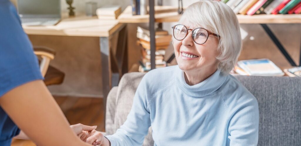 What to Expect During the First 90 Days in Assisted Living